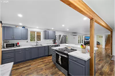 225 Fox Ln, Roseburg, OR 97471 - Photo 8