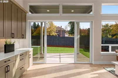 8304 N Hargrave St, Camas, WA 98607 - Photo 10