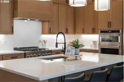 1669 NW Goodwin St, Camas, WA 98607 - Photo 16