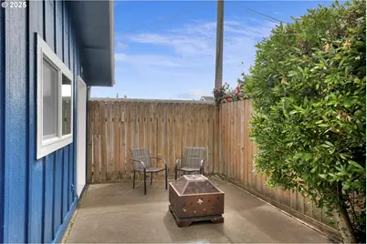 679 Kingwood St, Florence, OR 97439 - Photo 38