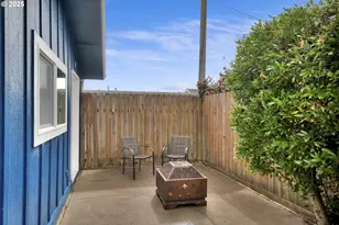 679 Kingwood St, Florence, OR 97439 - Photo 38