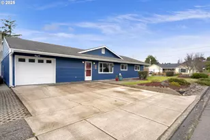 679 Kingwood St, Florence, OR 97439 - Photo 2