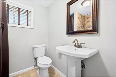 13316 SE Ramona St, Portland, OR 97236 - Photo 16