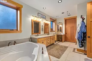 62924 Wolf Creek Ln, North Powder, OR 97867 - Photo 18