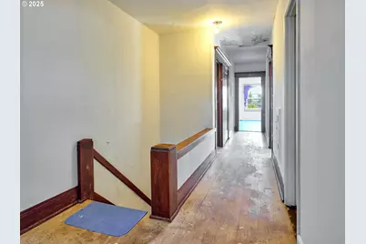 955 Bryan St, Woodburn, OR 97071 - Photo 26