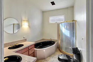 955 Bryan St, Woodburn, OR 97071 - Photo 18