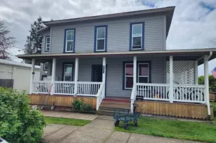 287 W 5th Ave, Junction City, OR 97448 - Photo 4