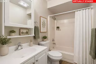 15015 NE Sacramento St, Portland, OR 97230 - Photo 12