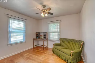 454 E Main St, Athena, OR 97813 - Photo 18