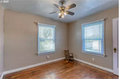 454 E Main St, Athena, OR 97813 - Photo 14