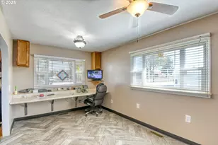 454 E Main St, Athena, OR 97813 - Photo 8