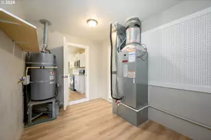 3069 W Sherwood Ave, Roseburg, OR 97471 - Photo 26