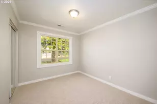 3069 W Sherwood Ave, Roseburg, OR 97471 - Photo 16