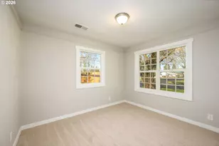 3069 W Sherwood Ave, Roseburg, OR 97471 - Photo 18