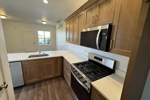 361 SE Kitzmiller Dr, Dallas, OR 97338 - Photo 8