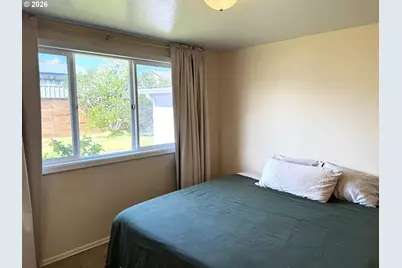 1179 6th St, Florence, OR 97439 - Photo 20