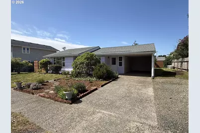 1179 6th St, Florence, OR 97439 - Photo 2