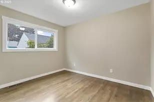 4565 NE 86th Ave, Portland, OR 97220 - Photo 20