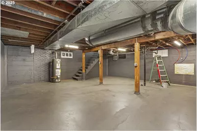 4565 NE 86th Ave, Portland, OR 97220 - Photo 28