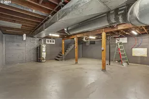 4565 NE 86th Ave, Portland, OR 97220 - Photo 28