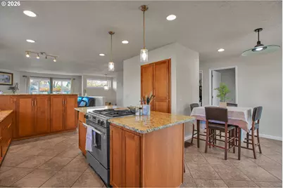 6331 SE Cavalier Way, Milwaukie, OR 97267 - Photo 24