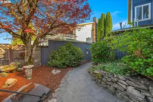 6331 SE Cavalier Way, Milwaukie, OR 97267 - Photo 12