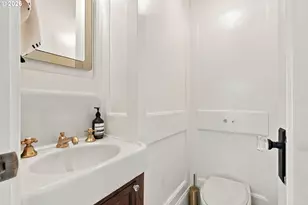 5034 SE Martins St, Portland, OR 97206 - Photo 22