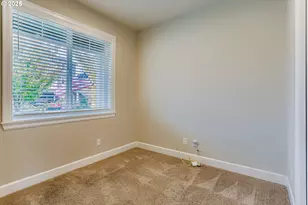 15598 SW Wren Ln, Beaverton, OR 97007 - Photo 12