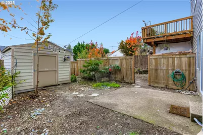 15598 SW Wren Ln, Beaverton, OR 97007 - Photo 26