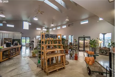 8580 Old Highway 99, Winston, OR 97496 - Photo 10