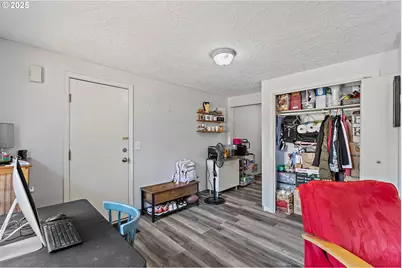 771 21st St SE, Salem, OR 97301 - Photo 8