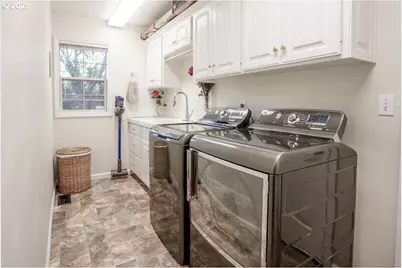 3152 Wolf Meadows Ln, Eugene, OR 97408 - Photo 18