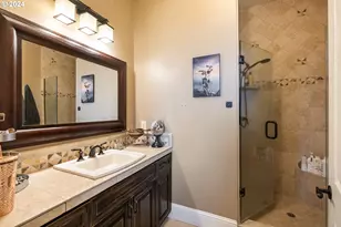 31155 SW Laurelview Rd, Hillsboro, OR 97123 - Photo 28