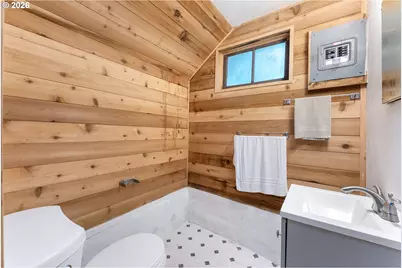 29544 E Road 12, Rhododendron, OR 97049 - Photo 22
