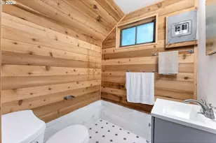 29544 E Road 12, Rhododendron, OR 97049 - Photo 22
