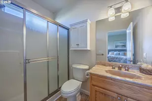 1587 NW 39th St, Lincoln City, OR 97367 - Photo 24