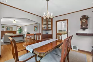 728 NE Royal Ct, Portland, OR 97232 - Photo 8