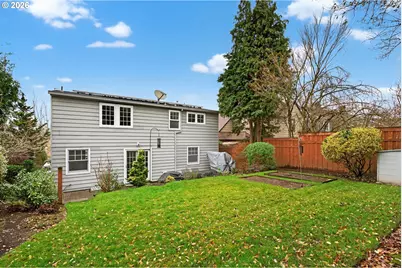 728 NE Royal Ct, Portland, OR 97232 - Photo 40