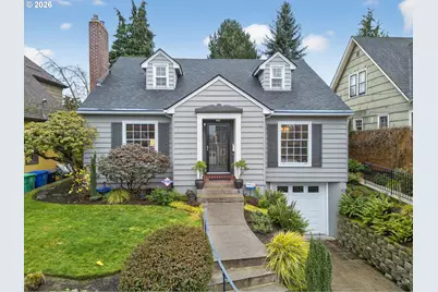 728 NE Royal Ct, Portland, OR 97232 - Photo 1