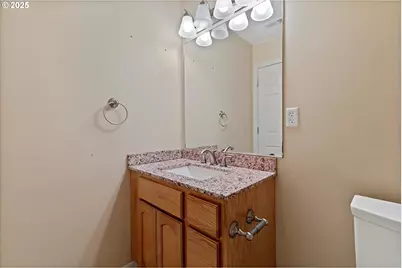 215 NW 150th Way NW, Vancouver, WA 98685 - Photo 20