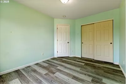 215 NW 150th Way NW, Vancouver, WA 98685 - Photo 28