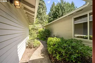 5750 SW River Rd, Hillsboro, OR 97123 - Photo 14