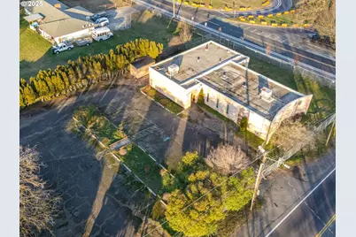 12105 NE Prescott St, Portland, OR 97220 - Photo 4