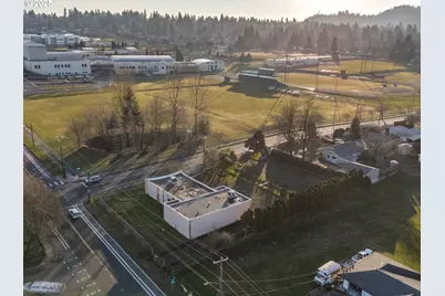 12105 NE Prescott St, Portland, OR 97220 - Photo 32