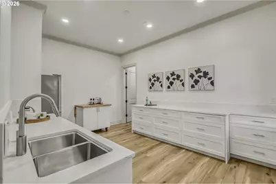 958 S Vacuna St, Portland, OR 97219 - Photo 32