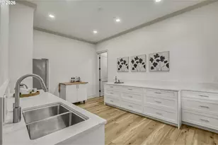 958 S Vacuna St, Portland, OR 97219 - Photo 32