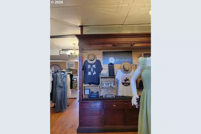 1108 Adams Ave, La Grande, OR 97850 - Photo 8