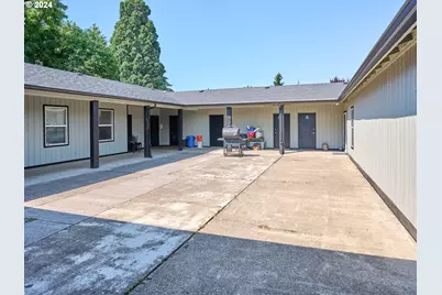 1480 NE Laurel Ave, Woodburn, OR 97071 - Photo 14