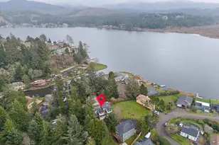 1945 NE 7th Dr, Lincoln City, OR 97367 - Photo 26