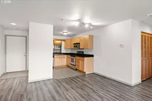 810 NW Naito Pkwy, Portland, OR 97209 - Photo 14